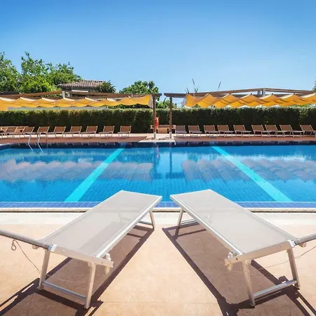 Il Giardino Country With Pool *
