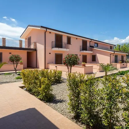 Farm stay Il Giardino Country Holiday With Pool *