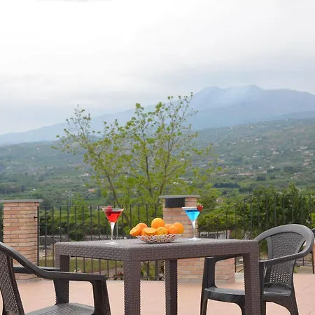 Il Giardino Country With Pool * 陶尔米纳